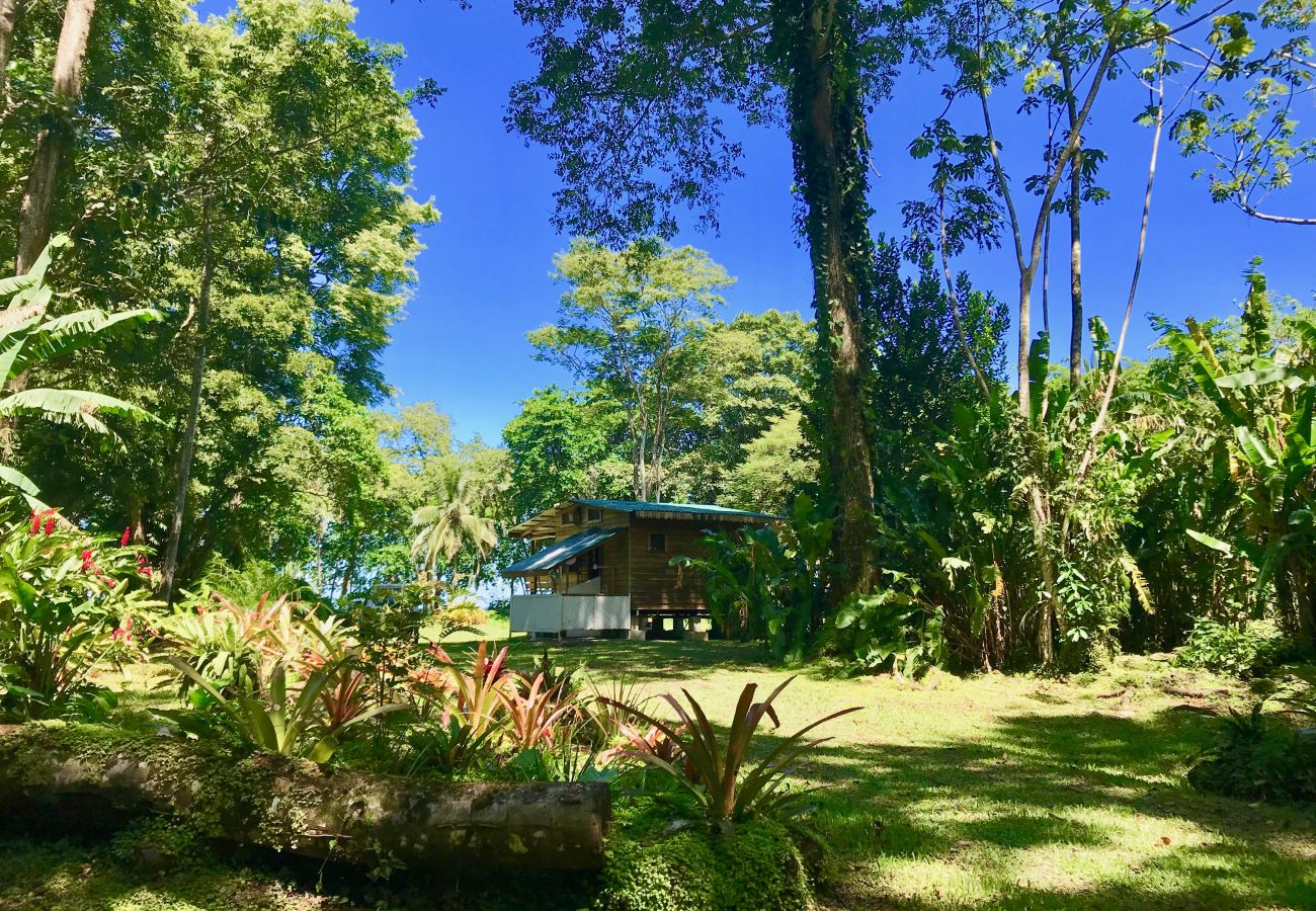 Bungalow en Playa Chiquita - Bungalow del Mar