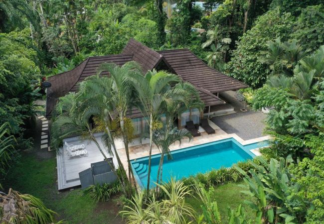 Casa en Playa Chiquita - Casa Ambar 