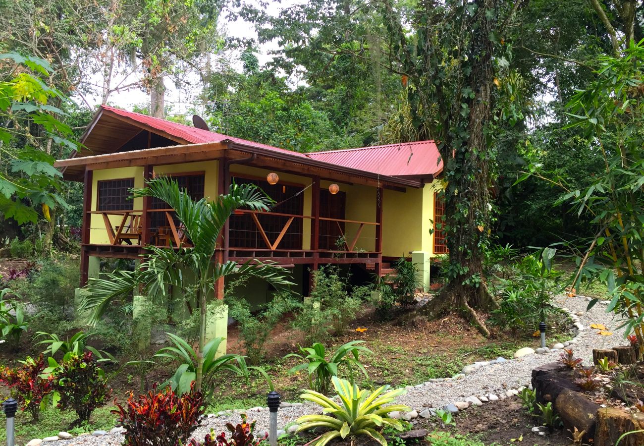 Casa en Cocles - Rojiza Las Palomas