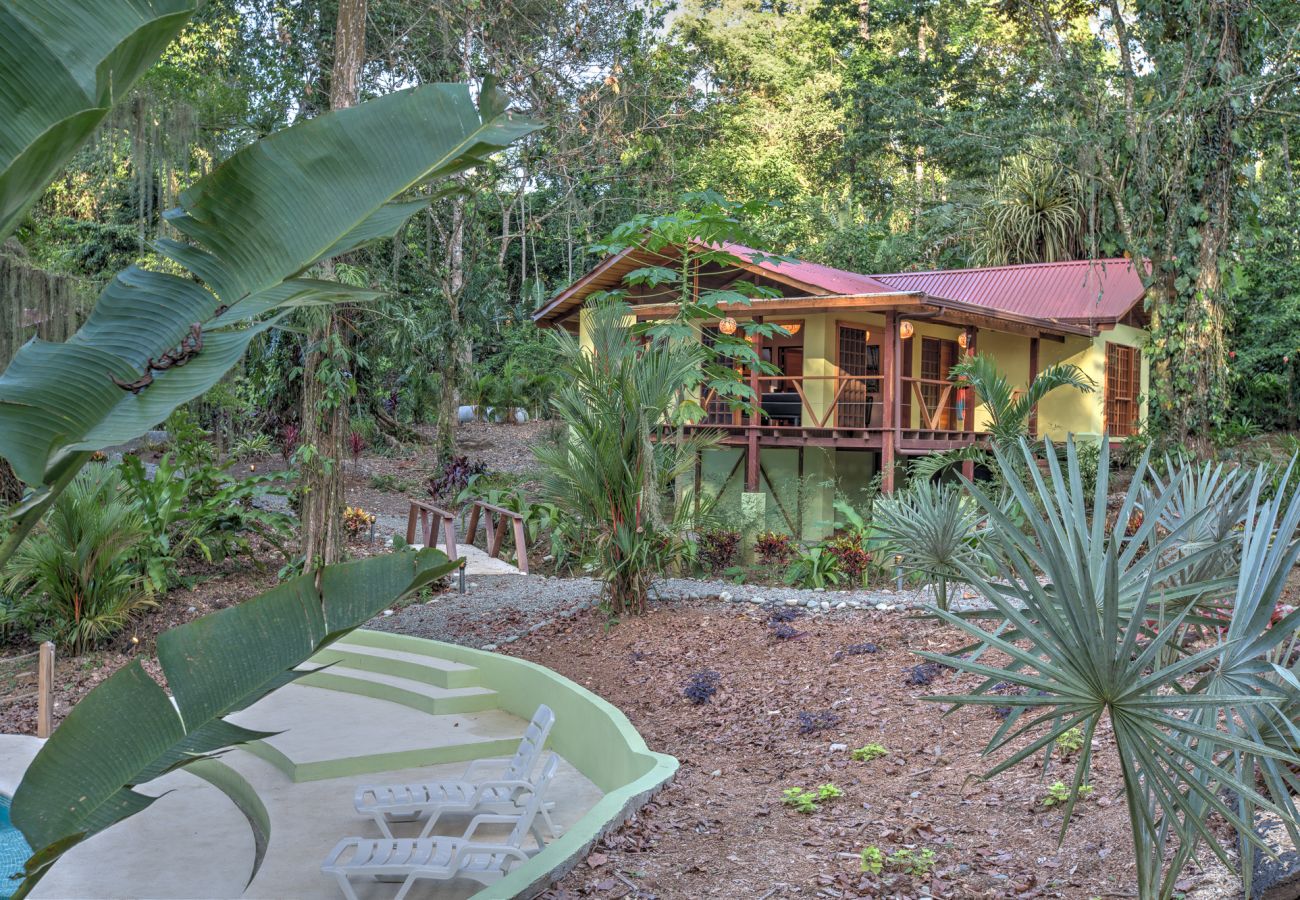 Casa en Cocles - Rojiza Las Palomas