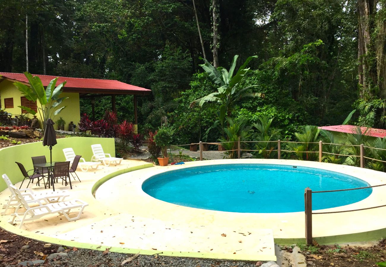 Casa en Cocles - Rojiza Las Palomas