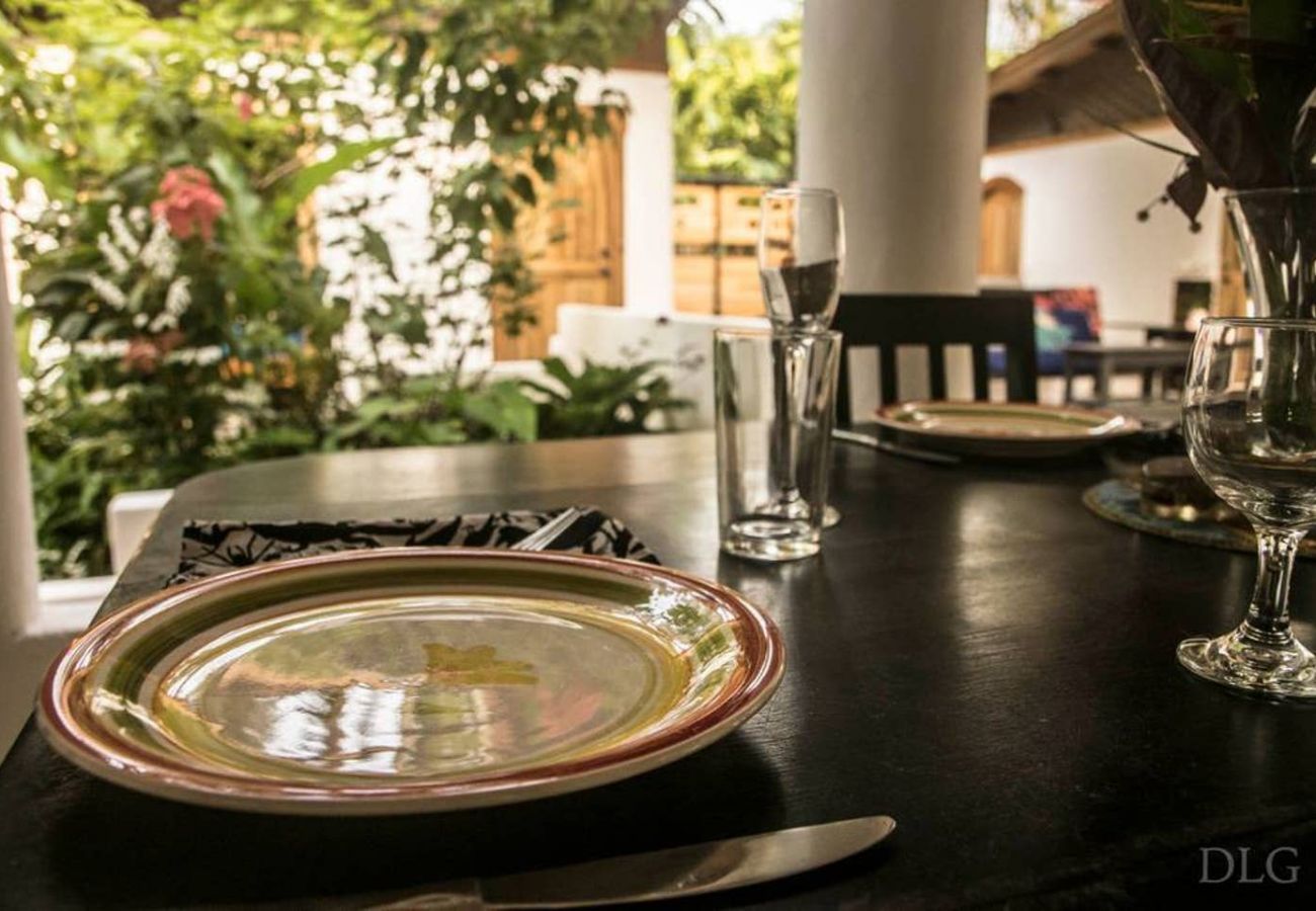 Casa en Playa Chiquita - Compass Rose