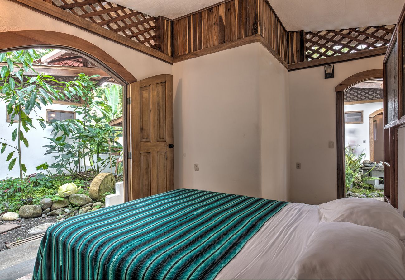 Casa en Playa Chiquita - Compass Rose Delux Beach House