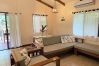 Casa en Cocles - Madu- Cozy House with AC steps to Cocles Beach