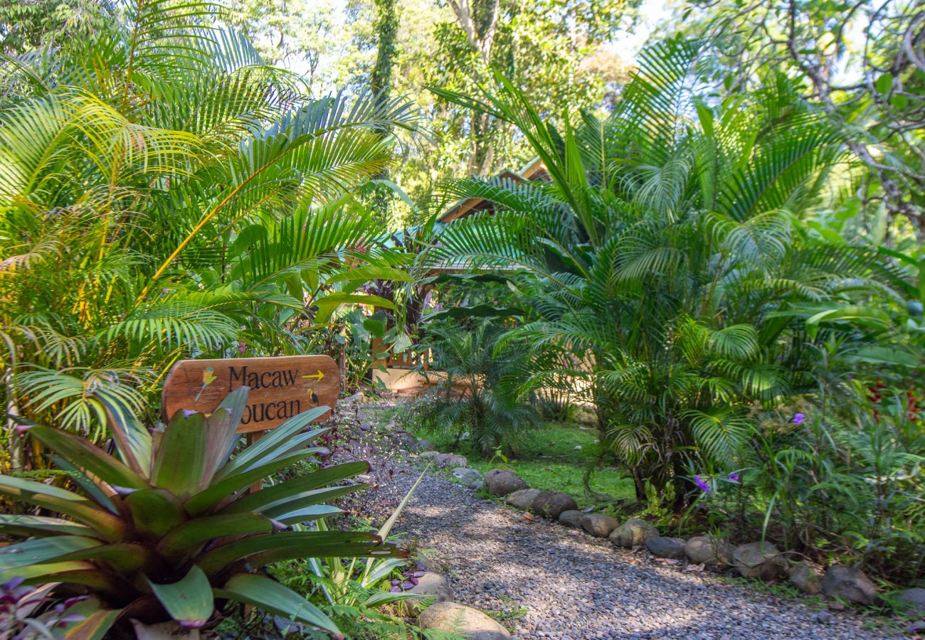 Bungalow en Playa Chiquita - Macaw Chiquita Beach Casitas 