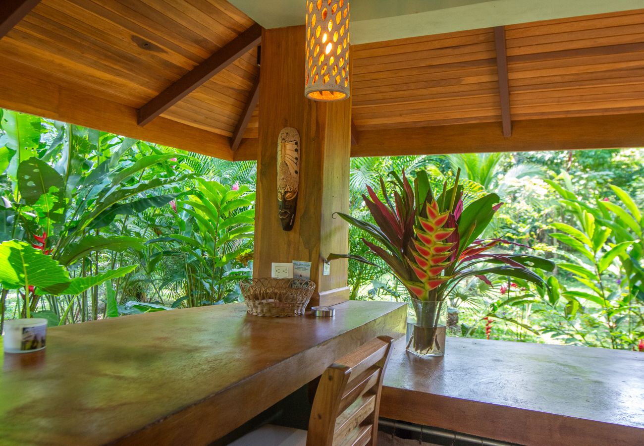 Bungalow en Playa Chiquita - Macaw Chiquita Beach Casitas 