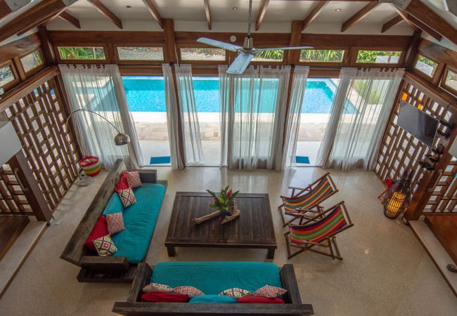 Ferienhaus in Playa Chiquita - Deluxe Pool Jungle Beach Haus - Casa Ambar Ferienhaus in Playa Chiquita - Deluxe Pool Jungle Beach Haus - Casa Ambar