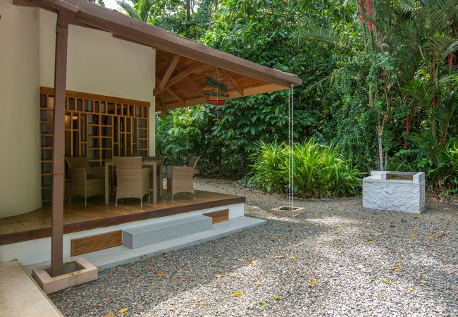 Ferienhaus in Playa Chiquita - Deluxe Pool Jungle Beach Haus - Casa Ambar Ferienhaus in Playa Chiquita - Deluxe Pool Jungle Beach Haus - Casa Ambar