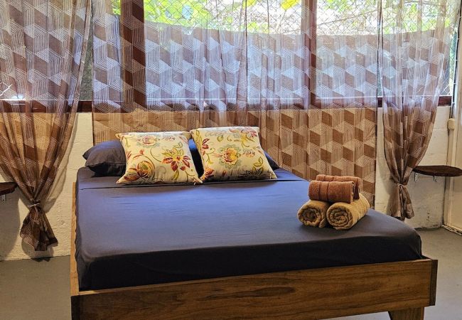 Bungalow in Playa Chiquita - Cuarto Sol relax, meditate, enjoy nature Bungalow in Playa Chiquita - Cuarto Sol relax, meditate, enjoy nature