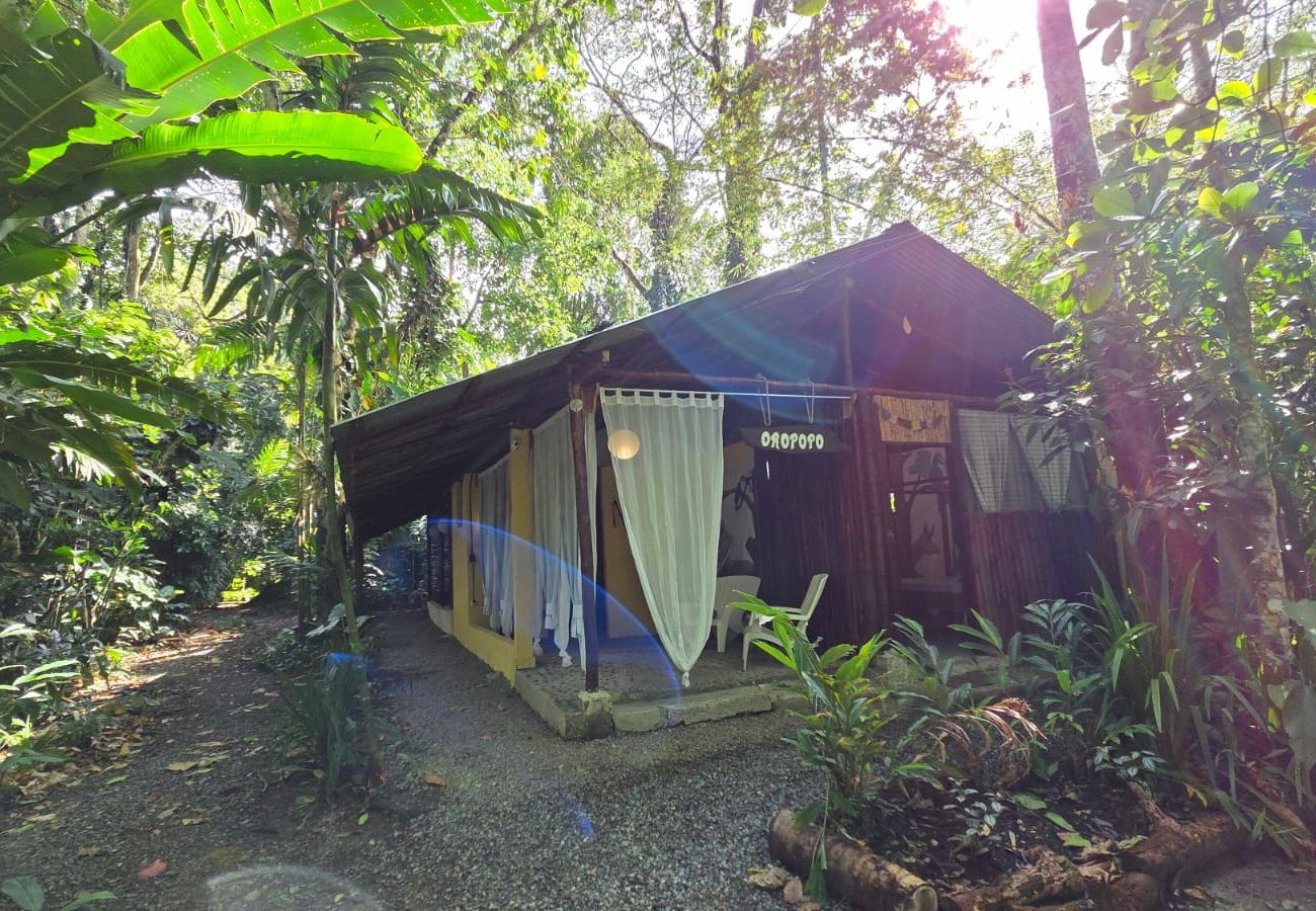 Bungalow in Playa Chiquita - Cuarto Sol relax, meditate, enjoy nature