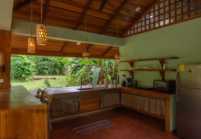 Bungalow in Playa Chiquita - Tucan Chiquita Beach Casitas  Bungalow in Playa Chiquita - Tucan Chiquita Beach Casitas