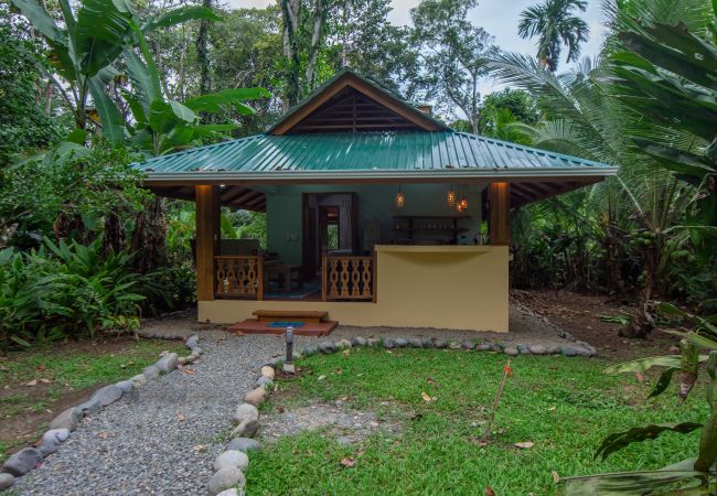 Bungalow in Playa Chiquita - Chiquita Beach Casitas Bungalow in Playa Chiquita - Chiquita Beach Casitas