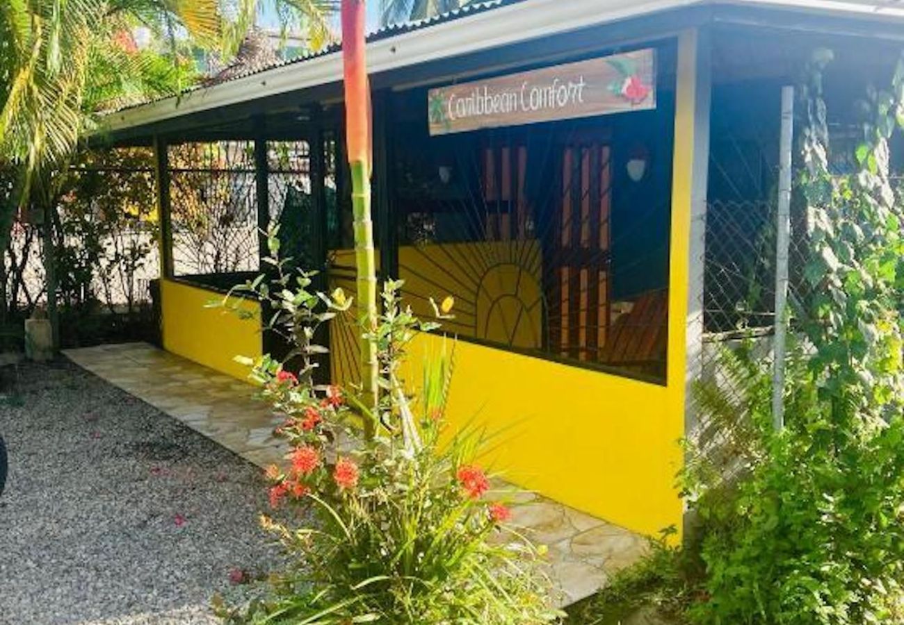 Studio in Puerto Viejo - C1 King Caribe Beach Studio Coastal Hub