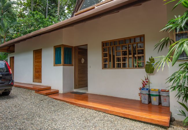 Maison à Playa Chiquita - Piscine de luxe Jungle Beach House - Casa Ambar Maison à Playa Chiquita - Piscine de luxe Jungle Beach House - Casa Ambar