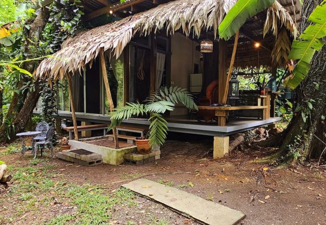 Bungalow à Cocles - Jungalow Caribbean Style Garden House