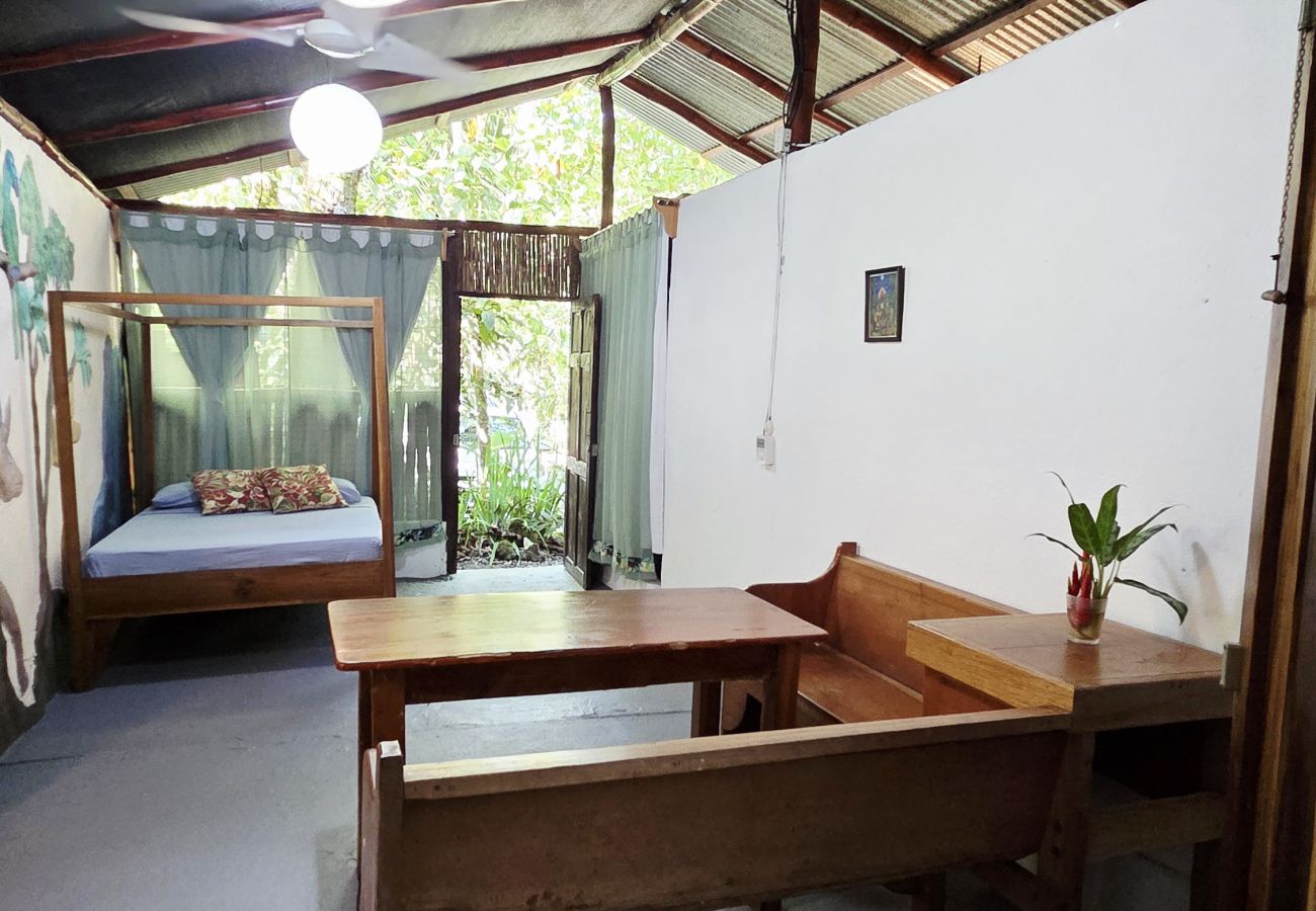 Bungalow à Playa Chiquita - Cuarto Sol relax, meditate, enjoy nature