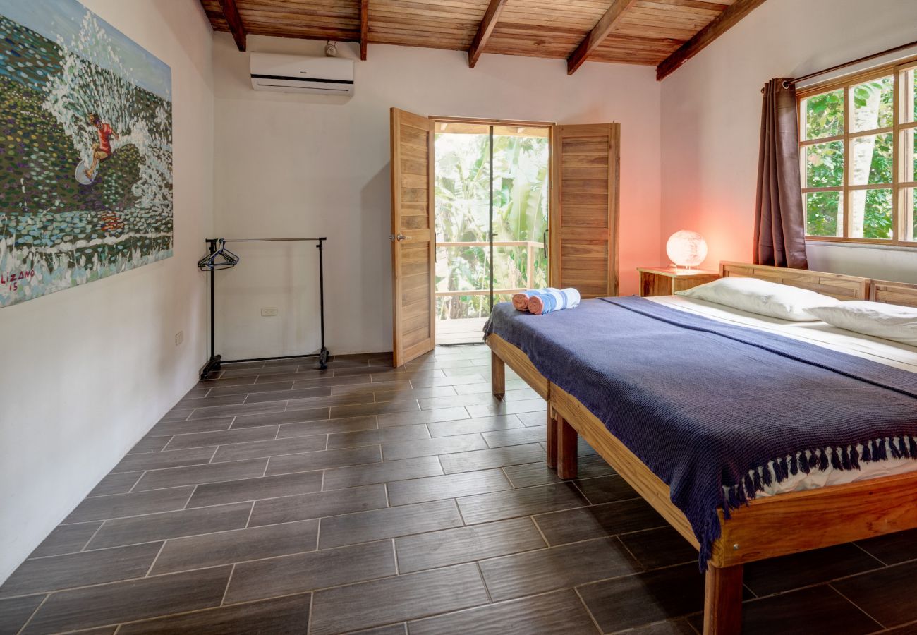 House in Cocles - Paloma Las Palomas