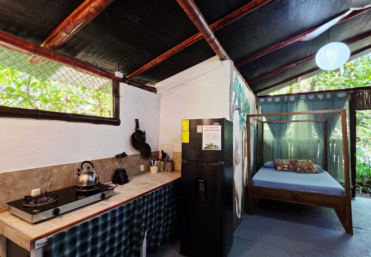 Bungalow in Playa Chiquita - Cuarto Sol relax, meditate, enjoy nature