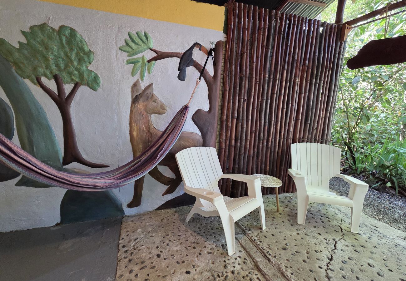 Bungalow in Playa Chiquita - Cuarto Sol relax, meditate, enjoy nature