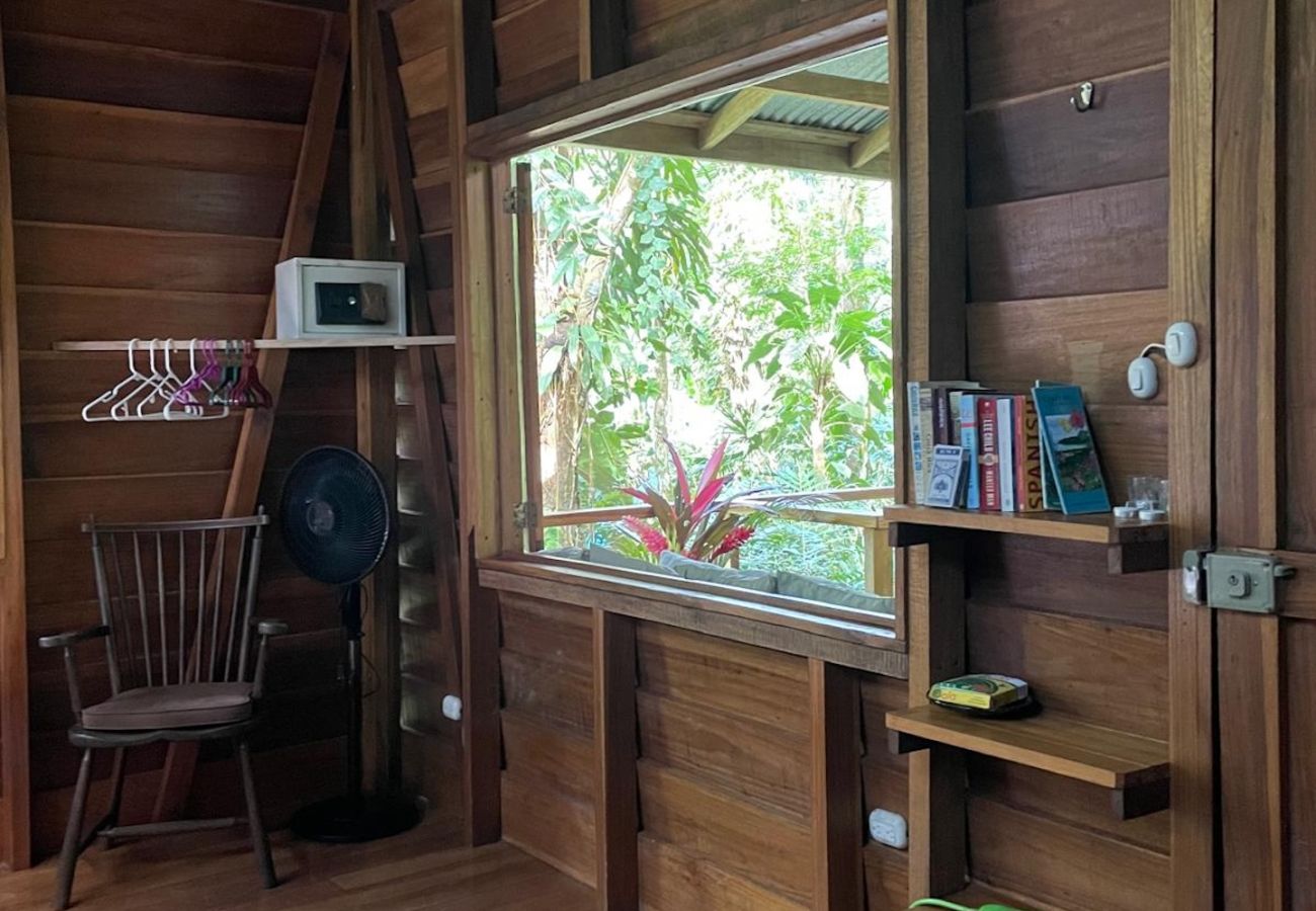 Bungalow in Manzanillo - Ranitas Casonita y Tranquila - Jungle Houses for nature lovers sleeps 8 